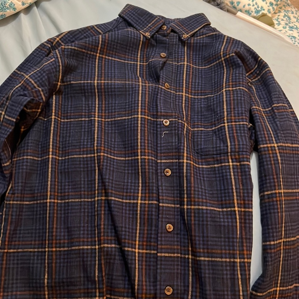 Roundtree and Yorke large flannel